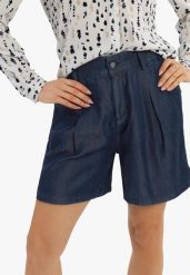 Szorty z lyocellu E-TESSA. Szorty Volcano, bez wzorów, z denimu, eleganckie, z podwyższonym stanem. Za 129.99 zł.