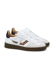 LLOYD Skórzane sneakersy w kolorze biało-czarno-jasnobrązowym rozmiar: 40. Białe trampki LLOYD, bez wzorów, bez zapięcia. Za 330.20 zł.