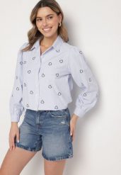 Niebiesko-Czarna Bawełniana Koszula z Ozdobnym Haftem Doviene. Niebieskie koszule Born2be, l, bez wzorów, z bawełny, eleganckie, bez kołnierzyka, bez ramiączek. Za 59.99 zł.