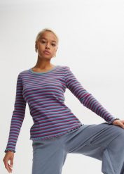 Prążkowana bluzka z bawełny organicznej. Niebieskie bluzki bonprix, bez wzorów, z bawełny, bez kołnierzyka, bez ramiączek. Za 59.99 zł.