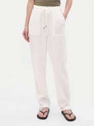 Gap Spodnie materiałowe 541243-02 Biały Loose Fit. Białe spodnie materiałowe GAP, xl, bez wzorów, z bawełny. Za 239.99 zł.