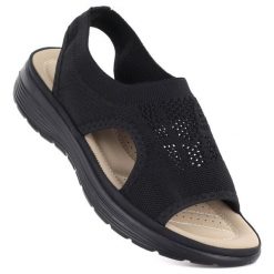 Sandały damskie komfortowe czarne Unisoft 5769. Czarne sandały Unisoft, bez wzorów, z tkaniny, bez obcasa, bez zapięcia. Za 109.99 zł.