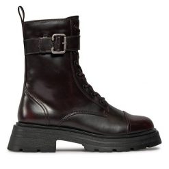 Trapery Tamaris. Czerwone trapery i śniegowce Tamaris. Za 249.99 zł.