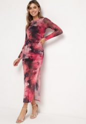 Fuksjowa Sukienka o Dopasowanym Fasonie Bodycon z Rozcięciem i Marmurkowym Wzorem Urientia. Czerwone sukienki Born2be, na spotkanie biznesowe, l, bez wzorów, eleganckie, bez kołnierzyka, bez ramiączek, bodycon. Za 139.99 zł.