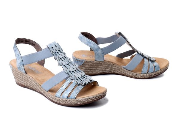 RIEKER 62436-12 blue, sandały damskie. Niebieskie sandały Rieker, bez wzorów, bez obcasa, na koturnie, bez zapięcia. Za 223.93 zł.