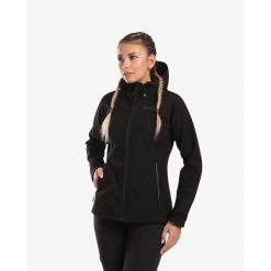Damska kurtka softshell Kilpi RAVIA-W. Czarne kurtki sportowe Kilpi, l, bez wzorów, z softshellu, bez kaptura, trekkingowe. Za 318.77 zł.