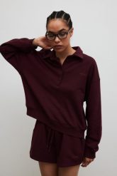 Bluza damska z kołnierzem w kolorze BURGUNDY - EXPLORE-S/M. Czerwone bluzy Marsala, m, bez wzorów, z bawełny, bez kaptura. Za 339.90 zł.
