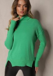 Zielony Casualowy Golf z Bawełną i Wiskozą oraz Rozcięciami po Bokach Cialisea. Zielone golfy Renee, l, bez wzorów, z bawełny, bez ramiączek. Za 69.99 zł.