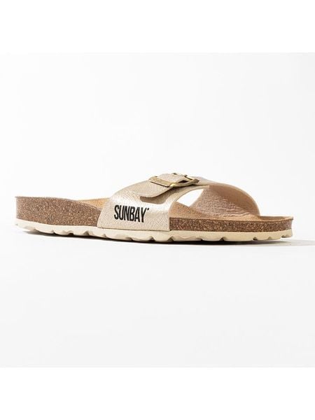 Sunbay Klapki "Jasmin" w kolorze złotym rozmiar: 37. Żółte klapki Sunbay, bez wzorów, ze skóry, z otwartym noskiem, bez obcasa. Za 154.95 zł.