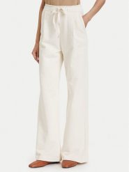 Maryley Spodnie materiałowe 26EB519/07PA Beżowy jasny Regular Fit. Brązowe spodnie materiałowe Maryley, xs, bez wzorów, z bawełny. Za 349.99 zł.