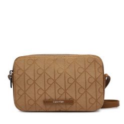 Torebka Calvin Klein. Brązowe listonoszki Calvin Klein, bez wzorów, bez dodatków. Za 449.99 zł.