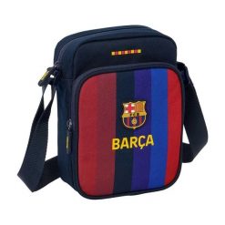 Praktyczna torba boczna FC Barcelona 2026-27. Torby na ramię SAFTA, bez wzorów, z materiału, na ramię, z nadrukiem, bez dodatków. Za 130.20 zł.