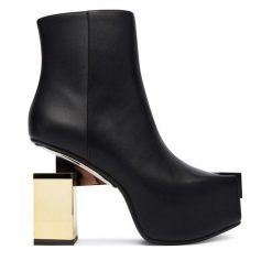Botki United Nude. Czarne botki United Nude, bez wzorów, bez obcasa, na słupku, bez zapięcia. Za 2,169.00 zł.
