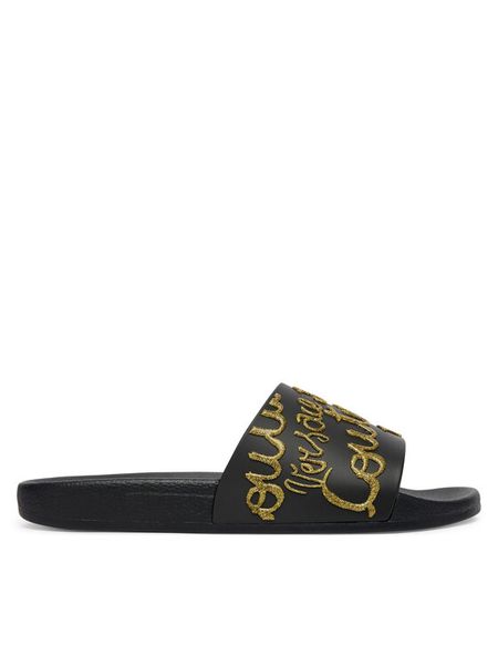 Versace Jeans Couture Klapki 80VA3SQ1 ZSS79 899 Czarny. Czarne klapki Versace Jeans Couture, bez wzorów, z jeansu, bez obcasa. Za 216.99 zł.