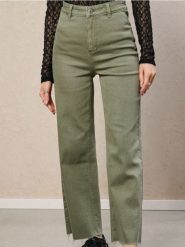Jeansy culotte z wysokim stanem - zielony. Zielone jeansy Sinsay, bez wzorów, z podwyższonym stanem. Za 59.99 zł.