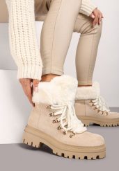 Beżowe Traperki na Tłoczonej Podeszwie Ozdobione Futerkiem Taiva. Brązowe trapery i śniegowce Born2be, z jeansu. Za 129.99 zł.