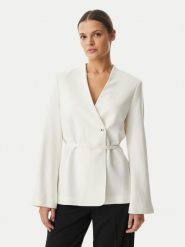 Calvin Klein Marynarka LV044F408G Kremowy Regular Fit. Białe marynarki i żakiety Calvin Klein, xl, bez wzorów, z wiskozy. Za 749.99 zł.