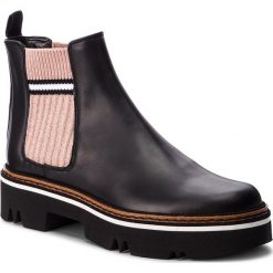 Sztyblety POLLINI - SA21244G06TC400A Nero/Quarz. Czarne botki Pollini, bez wzorów, z materiału, bez obcasa, bez zapięcia. W wyprzedaży za 859.00 zł.