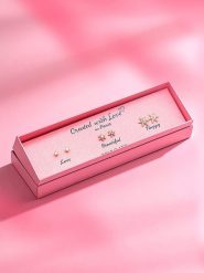 Created with Love 3-częściowy zestaw kolczyków-wkrętek "Muse" z cyrkoniami rozmiar: onesize. Żółte kolczyki Created with Love, z cyrkonią, z mosiądzu. Za 56.99 zł.