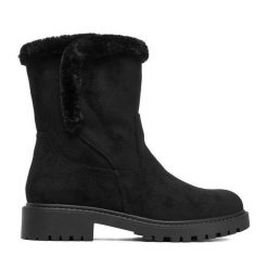 Botki Clara Barson. Czarne botki Clara Barson, bez wzorów, bez obcasa, na płaskiej podeszwie, bez zapięcia. Za 179.99 zł.