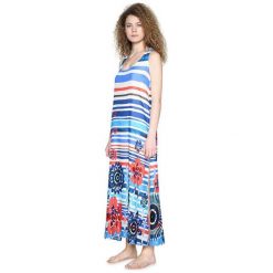 Desigual Sukienka damska Vest Flora 18SWMW04 5202 (rozmiar M). Sukienki Desigual, m, bez wzorów, z materiału, bez kołnierzyka, bez ramiączek. W wyprzedaży za 162.00 zł.