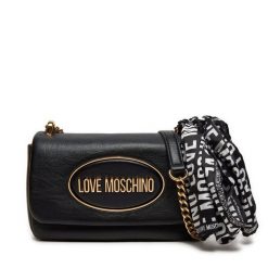 Torebka LOVE MOSCHINO. Czarne torebki klasyczne Love Moschino, bez wzorów, bez dodatków. Za 469.99 zł.