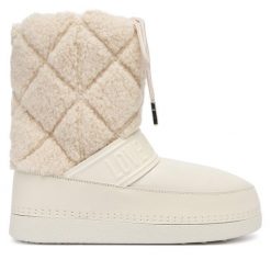 Śniegowce LOVE MOSCHINO. Trapery i śniegowce Love Moschino. Za 859.99 zł.