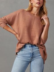 Milan Kiss Sweter w kolorze jasnobrązowym rozmiar: S. Brązowe swetry Milan Kiss, s, bez wzorów, bez ramiączek. Za 153.71 zł.