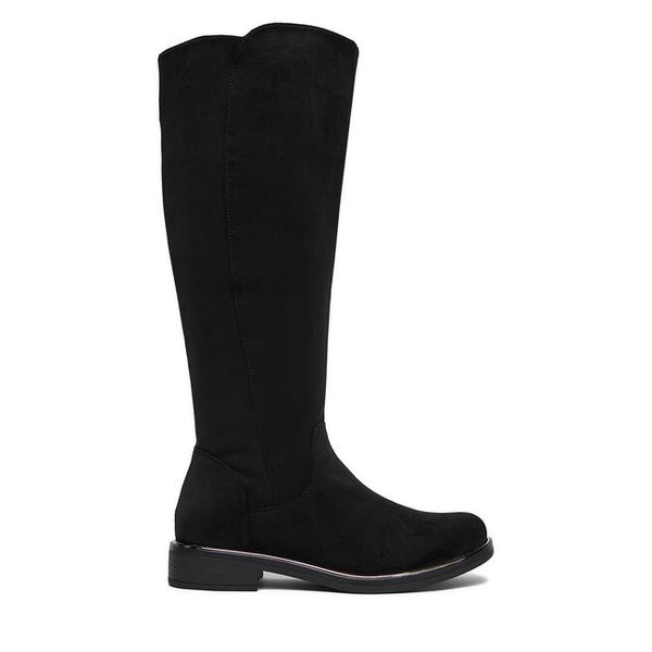 Kozaki Clara Barson. Czarne kozaki Clara Barson, bez obcasa, na płaskiej podeszwie, bez zapięcia. Za 199.99 zł.