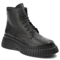 Czarne Botki Armodo Modne Obuwie Damskie. Czarne botki Armodo, bez wzorów, z materiału, przed kolano, bez obcasa, na platformie, bez zapięcia. Za 369.00 zł.