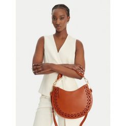 Torebka Coccinelle. Brązowe torebki klasyczne Coccinelle, bez wzorów, bez dodatków. Za 1,699.99 zł.