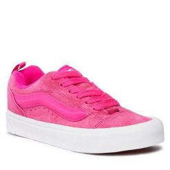 Tenisówki Vans. Czerwone trampki Vans, bez wzorów, bez zapięcia. Za 269.99 zł.