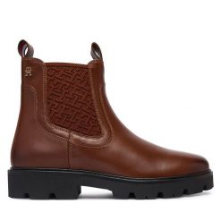 Sztyblety Tommy Hilfiger. Brązowe botki TOMMY HILFIGER, bez wzorów, bez obcasa, na płaskiej podeszwie, bez zapięcia. Za 699.99 zł.