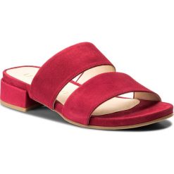 Klapki UNISA - Canto Ks Garnet Ksde S. Czerwone klapki Unisa, bez wzorów, ze skóry, bez obcasa, na obcasie. W wyprzedaży za 269.00 zł.