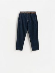 Jeansy chino z paskiem - granatowy. Niebieskie jeansy Reserved, bez wzorów. Za 129.99 zł.