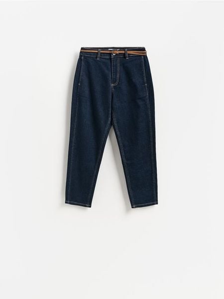 Jeansy chino z paskiem - granatowy. Niebieskie jeansy Reserved, bez wzorów. Za 129.99 zł.