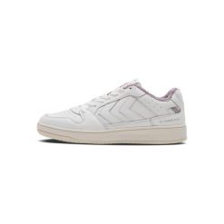 Trenerzy damscy Hummel St. Power Play Retro. Białe obuwie sportowe Hummel, przed kostkę, bez zapięcia. W wyprzedaży za 228.00 zł.