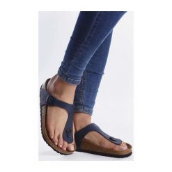 Birkenstock 143621 Blue, japonki. Niebieskie klapki Birkenstock, bez wzorów, ze skóry, bez obcasa. Za 259.00 zł.