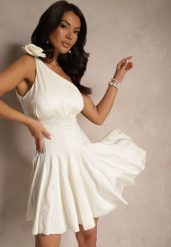 Beżowa Rozkloszowana Sukienka Satynowa na Jedno Ramię z Kwiatem 3D Olerriva. Brązowe sukienki Renee, na imprezę, m, bez wzorów, z satyny, eleganckie, z asymetrycznym kołnierzem, bez ramiączek, mini, asymetryczne. Za 139.99 zł.