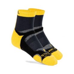 Skarpety sportowe Karakal X4 Sport Ankle Socks. Czarne skarpety KARAKAL, bez wzorów. Za 47.99 zł.