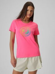 4F T-shirt regular z nadrukiem damski - różowy L. Czerwone t-shirty 4f, l, bez wzorów, z bawełny, bez kołnierzyka, bez ramiączek. Za 59.99 zł.