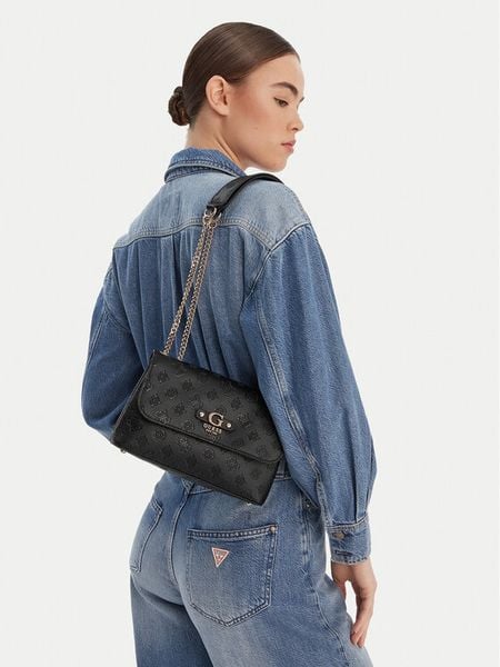 Guess Torebka Dita HWPD76 02210 Czarny. Czarne torebki klasyczne Guess, z aplikacjami, ze skóry, bez dodatków. Za 589.99 zł.