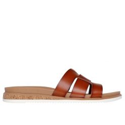 Klapki damskie Skechers Peak Look Desert Kiss. Brązowe klapki Skechers, bez wzorów, z materiału, bez obcasa. Za 227.00 zł.