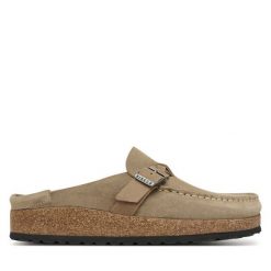 Klapki Birkenstock. Brązowe klapki Birkenstock, bez wzorów, bez obcasa. Za 764.99 zł.