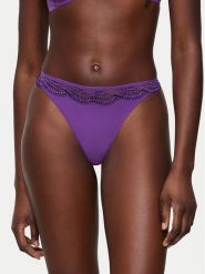 Triumph Stringi Comfort Glam 10224956 Fioletowy. Fioletowe stringi Triumph, bez wzorów, z syntetyku. Za 89.99 zł.