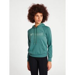Damska bluza z kapturem Hummel Noni 2.0. Niebieskie bluzy Hummel, s, bez wzorów, z bawełny, z kapturem. Za 194.50 zł.