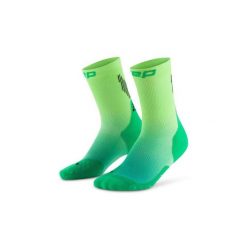 Damskie sportowe skarpety kompresyjne do połowy łydki Core Run gradient CEP. Zielone skarpety CEP, bez wzorów, z elastanu. Za 99.00 zł.