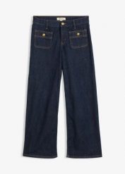 Jeansy z szerokimi nogawkami. Niebieskie jeansy bonprix, bez wzorów. Za 149.99 zł.