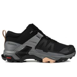 Buty sportowe trekingowe Salomon X ULTRA 4. Czarne obuwie sportowe Salomon, bez zapięcia, trekkingowe. W wyprzedaży za 399.00 zł.