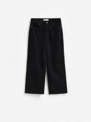 Jeansy culotte - czarny. Czarne jeansy Reserved, bez wzorów. Za 129.99 zł.